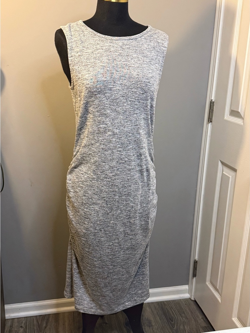 Joe Fresh Women’s Gray Heather Sleeveless Ruched Midi Dress Size Large Casual